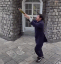 这瓶子有自己的想法